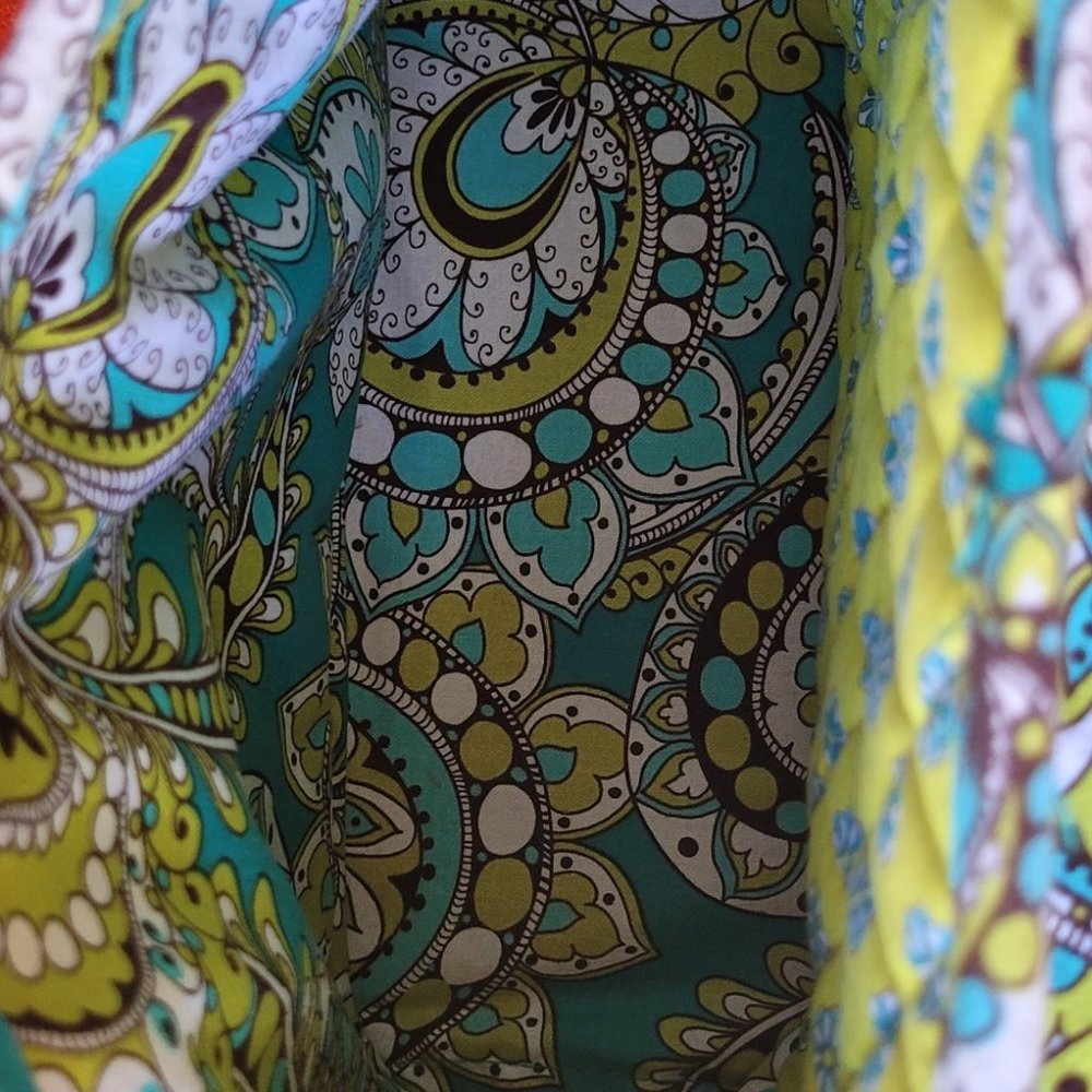 Vera Bradley Crossbody Bag - Picture 11 of 14
